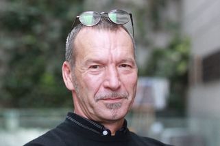 Zákazem mobilů na školách zachraňujeme děti. Když se neosvědčí, změníme to, říká ředitel NUDZ