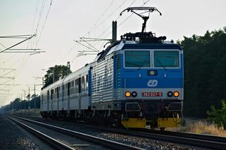 České dráhy o prázdninách omezují vlaková spojení. Výluka se dotkne zejména dojíždějících do Prahy