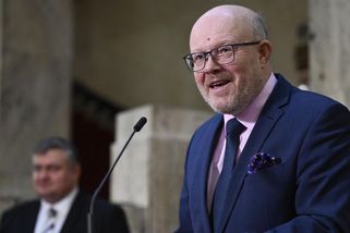 Konec jednání. Naštvaný Válek nepřistoupil na požadavky lékařů - Novinky