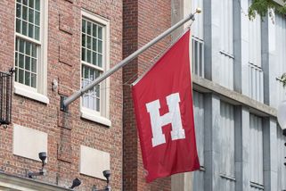 Soud zamítl Trumpovu žalobu na Harvard kvůli ochraně židovských studentů - Seznam Zprávy