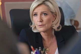 Průzkum: Příští prezidentkou Francie bude Le Penová. Porazí Mélenchona - Echo24.cz