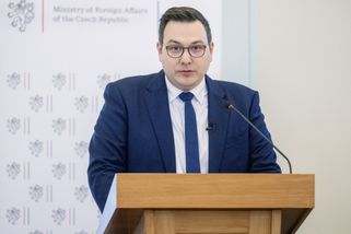 Lipavský: ČR musí kvůli ruské agresi přehodnotit pohled na ekonomické zájmy