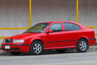 Řidič se po zkušenosti s novým autem vrátil ke své Octavii v dieselu z roku 2004