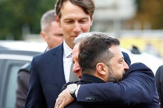 Superlativ Putinovi, pak objetí se Zelenským. Američané jednají o konci války - Seznam Zprávy