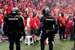 Vízek po chaosu v derby: Ostuda nebeská, bylo ubohé útočit na hráče. A Chorý má cvrčka v hlavě