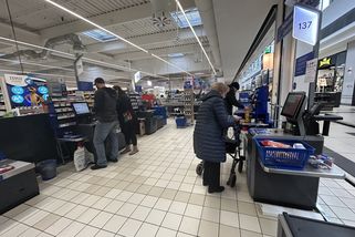 Tesco zvažuje odchod z Česka. Co by to znamenalo pro čtyři hradecké prodejny?