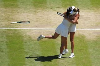 Překvapení ve finále čtyřhry. Wimbledon vyhrál až desátý nasazený pár - Sport.cz