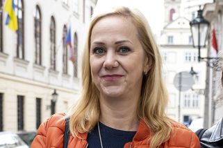 Odboráři Pražských služeb vyhlásili kvůli krokům pirátské náměstkyně stávkovou pohotovost - Novinky