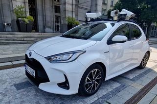 Ostravou jezdí auto rozdávající pokuty za špatné parkování. Lidem se to nelíbí - Novinky