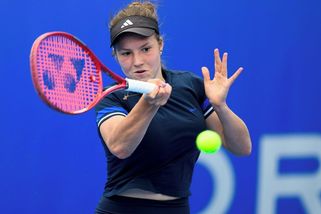 Česká tenistka Alisa Oktiabreva prohrála v prvním kole turnaje na Štvanici s Francouzkou Dodinovou | Tenis