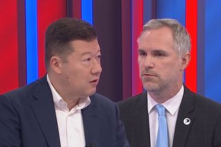 Okamura před cestou do Číny: Chceme její výstavu v Praze. Neklaňte se tak, vyzval ho Hřib