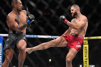 Šílené, co dělal? Kritika drtí Procházku. Samuraj v UFC doplatil na své chování