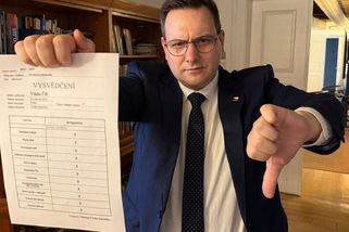 Lipavský na síti: Macinka lže o příborech a měl by se omluvit