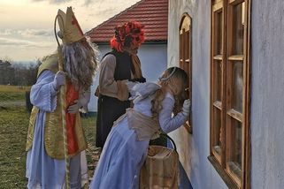 Ve školce jsme vyzráli na obchody i výrobce čokolády. Rodiče nás podpořili, problém měly babičky - Médium.cz