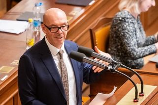 Zrušení poplatků není šťastné. Máme funkční model financování veřejnoprávních médií, říká expertka