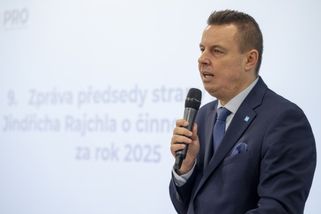 Žalobci neposkytli sněmovní komisi vyšetřovací spis ke kauze Dozimetr | ČeskéNoviny.cz