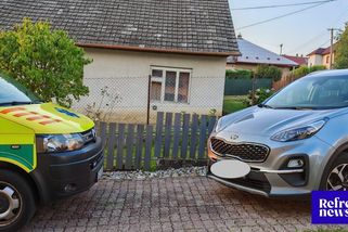 Muž, který blokoval sanitku, promluvil. Prý nevěděl, že někomu zachraňují život