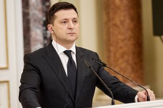 Zelenskyj je demokraticky zvolený prezident, Putin je zločinec a diktátor - Médium.cz