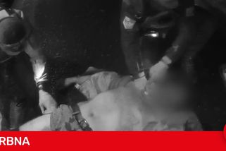 Útok noži v autobuse v Praze. Dva muži jsou zranění, policie hledá svědky