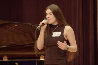 Teprve 17letá Anja z Neratovic šokovala porotu. Neuvěřitelná energie a výkon, který bere dech | Top Voice