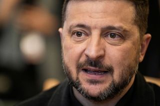 Válka potrvá minimálně do zimy, řekl Zelenskyj. Územní spory chce řešit jen s Putinem