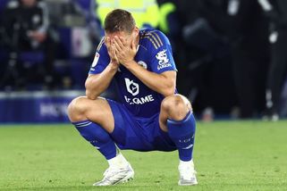 Drsný sešup. Leicester deset let po senzaci spadl do třetí ligy - Sport.cz