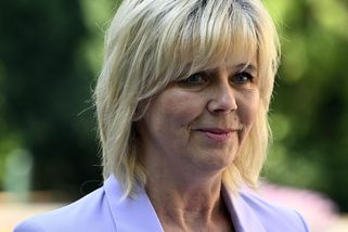 První dáma oslňuje v Sydney: Eva Pavlová vynesla modrou róbu i symbolickou lišku - Super.cz