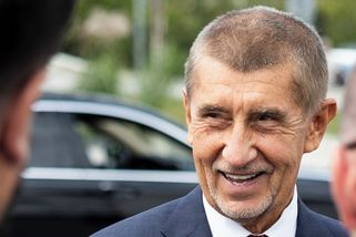 Babiš: Vláda bude řešit ceny pohonných hmot. „Nemůže někdo vydělávat na válce.“ - Seznam Zprávy