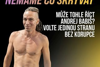 Pirát Bartoš se vyfotil úplně nahý kvůli Babišovi. Tvrdí, že nemá co skrývat