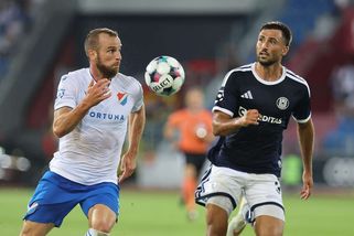 Míček nádherným zásahem rozhodl o výhře Baníku, Sigma po čtyřech utkáních padla | Livesport.cz