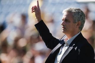 SportWin » Fotbal » Mourinho přestavuje Real, takhle by mohla vypadat jeho základní sestava