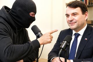 Nedělejte ze svých příznivců naivní hlupáky, pane ministře Macinko - Médium.cz