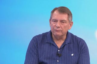 Paroubek: Soudci jdou Pavlovi na ruku, kritika je na místě. Prezident má být kladečem věnců