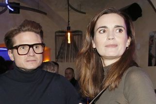 Nazval ji troskou, nebyl jí oporou. Daniela čekala po Zrádcích obejmutí, Ondřej raději pařit