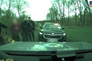 Skočil do řeky, pak se ukryl v křoví. Mladíkovi se z Varů zpátky do ústavu nechtělo | Novinky.cz: Krimi