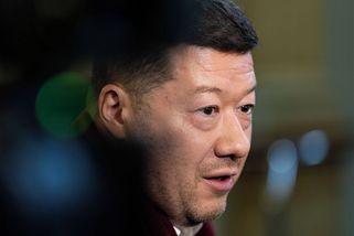„Rakušan je nevolitelný, ať nabídnou jiného.“ Okamura ve vyhlížené debatě u Moravce - Seznam Zprávy