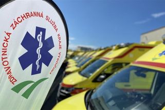 Záchranář z Vysočiny dorazil z výjezdu o hodinu později. Proti výpovědi uspěl u soudu