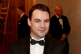 Petr Macinka našel nové dno: Za zády Havla předváděl s Babišem posunky, které pobouřily celé Česko. Na tomto videu se prý chová jako dítě