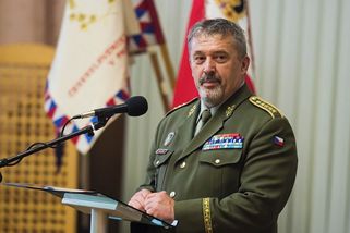 Český velvyslanec v Litvě Opata se zranil v Norsku - Novinky