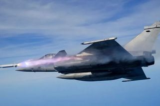 (Video) První záběry sestřelu v historii NATO. Rafale zničil dron