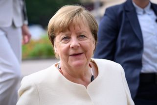 Oslavit kulatiny Merkelové, nebo je tiše přejít? Mateřská strana exkancléřky se ocitla v úzkých - Novinky
