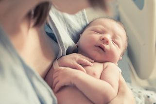 Odborníci bijí na poplach. Po covidu se z dětí stala ještě větší vzácnost - Proženy.cz
