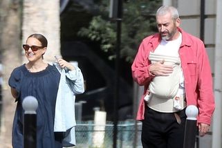 Natalie Portman v pětačtyřiceti porodila třetí dítě, první má s novým partnerem. Takhle jim to sluší! - Super.cz