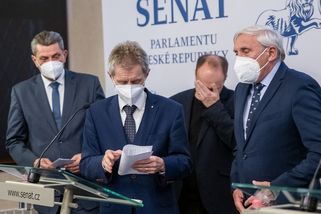 Politikům od Nového roku porostou platy. Zmrazení neprošlo přes senátory - Seznam Zprávy