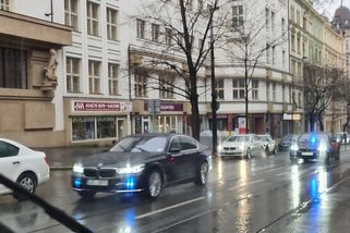 Vozidlo s právem přednostní jízdy
