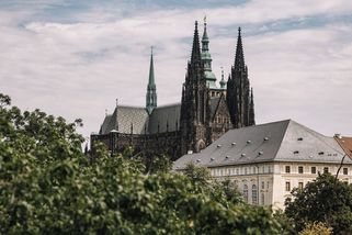 Snídaně v paláci i obědovka za 130 korun. Kam se jít najíst na Hradě - Seznam Zprávy