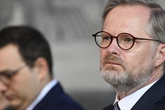 Kalousek a Nerudová se mýlí. Nejspíš už vedou kampaň, reagoval Fiala na kritiku vlády