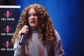 Tři oříšky pro Popelku znovu ožily. Mladá zpěvačka si troufla na legendární píseň | Top Voice