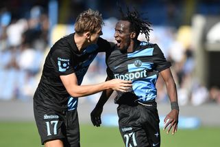 Slovan deklasoval oslabený Hradec, Mašek a Kayondo poslali Slovan do čela ligy