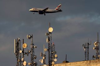 Zrušený let nebo dražší zájezd. Na co mají dovolenkáři nárok a kdy si připlatí - Seznam Zprávy